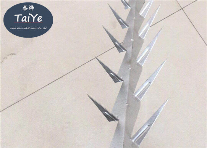 হট ডুবড গ্যালভানাইজড ওয়াল সিকিউরিটি স্পাইকগুলি 1.25 মিটার দীর্ঘ অ্যান্টি ক্লাইম্ব স্পাইকস